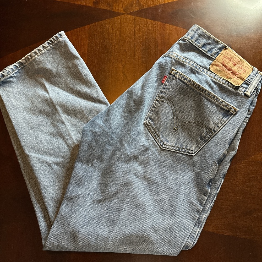 Levi Strauss & Co 505s